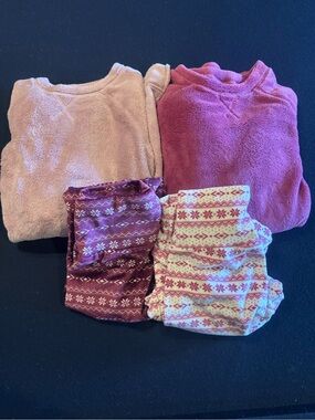 32 Degrees 4 Piece Fleece Tops & Patterned Leggings, Pink Maroon & Cream Small